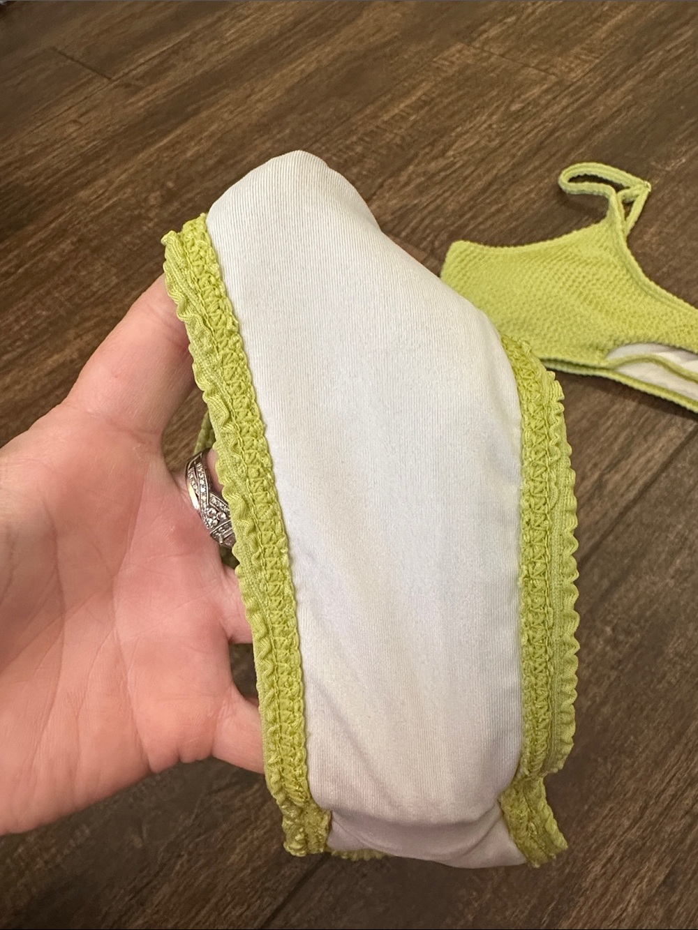 Women’s Lime Green Textured Two Piece Bikini Set Size Large - Picture 3 of 6